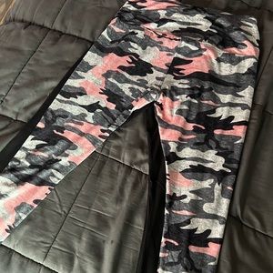 Fashion Nova 2 pack leggings